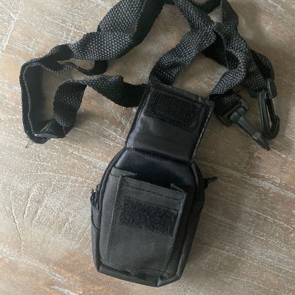 Black Camera Case - Picture 3 of 4